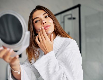 Wakker worden met een stralende huid: Een nieuwe ochtendroutine voor huidverzorging